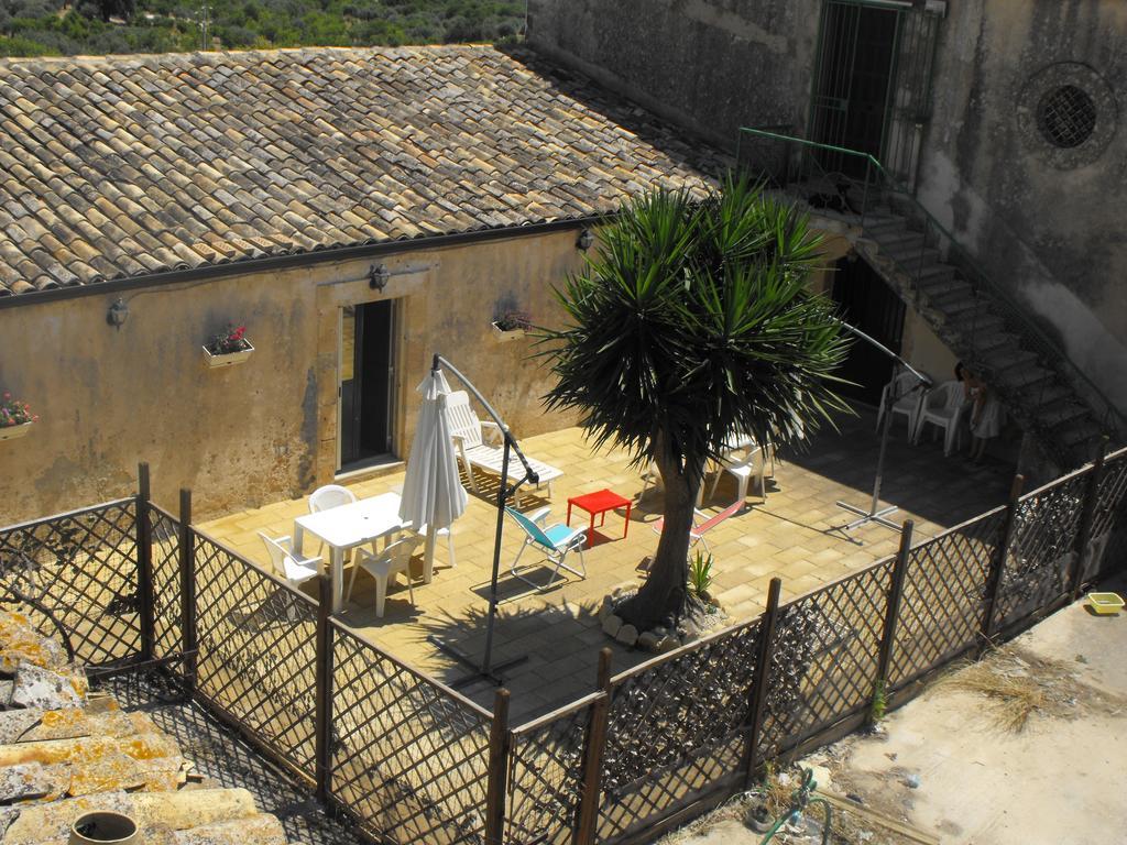Agriturismoeloropizzuta Lido di Noto Bilik gambar